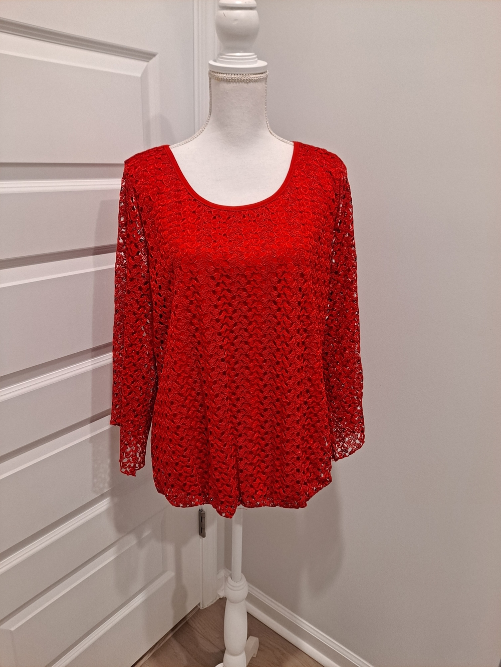 Red Crochet Lace Scoop Neck Women's Top